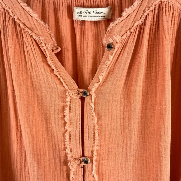 We The Free Moving Mountains Oversized Raw Hem Button Front Long Sleeve Large - Picture 6 of 8